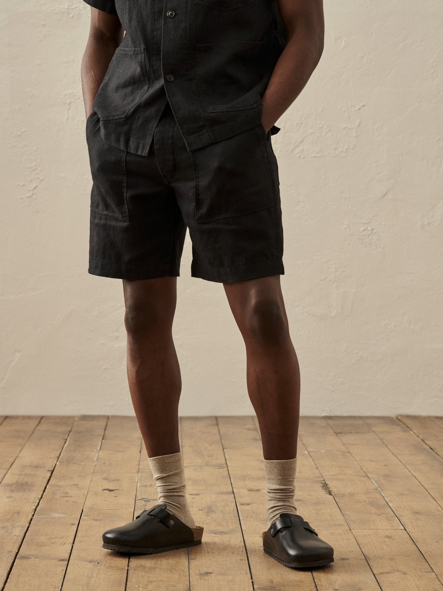 Black Loomed Linen Fatigue Short