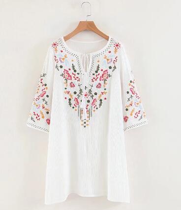 Floral Embroidery Casual O-Neck Boho Dress