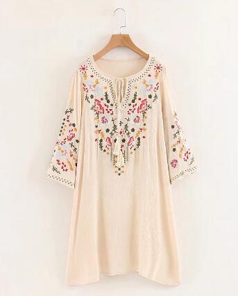 Floral Embroidery Casual O-Neck Boho Dress
