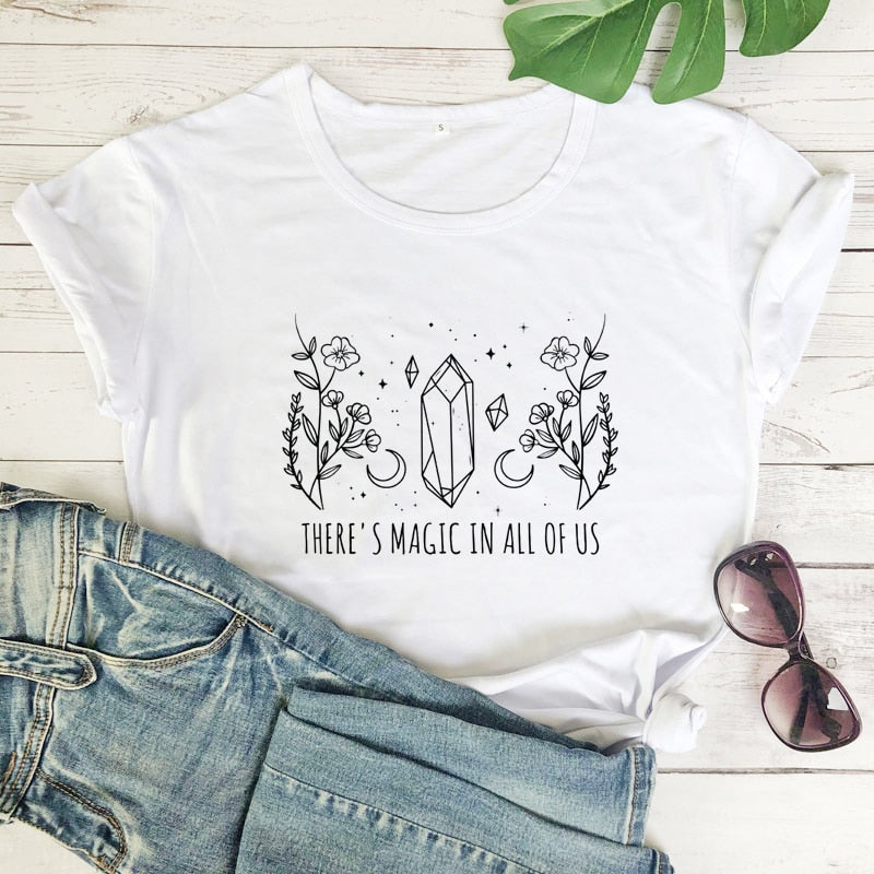 Magic Vintage Style T-shirt