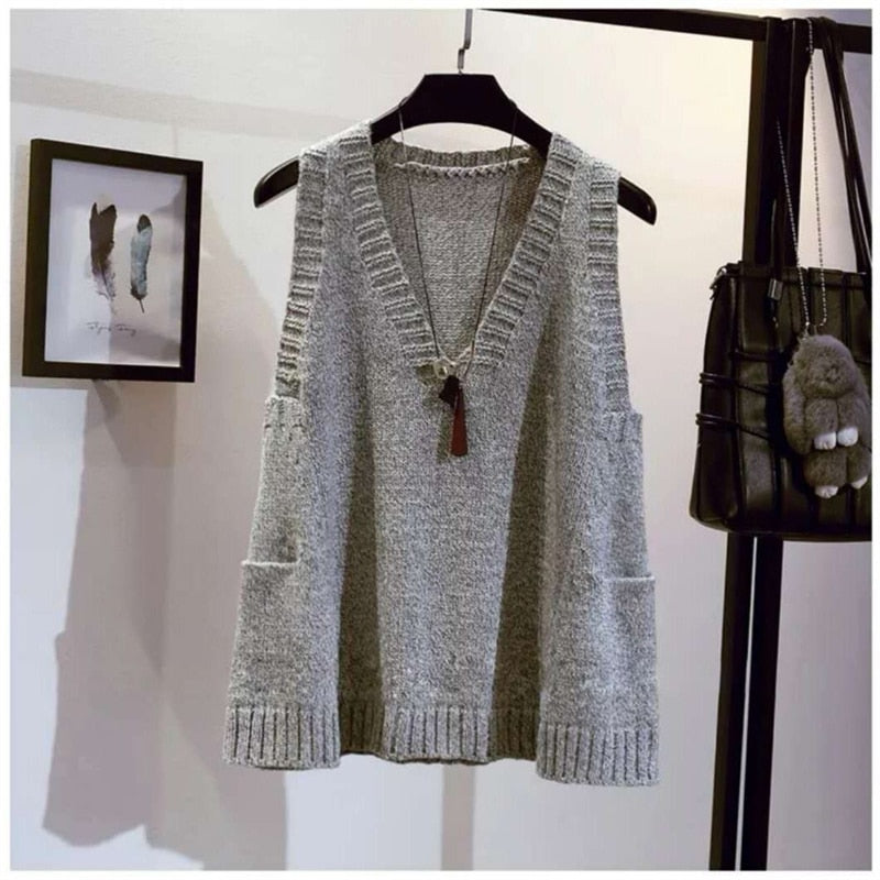 Oversized Pocket V-Neck Sleeveless Knitted Sweater Vest