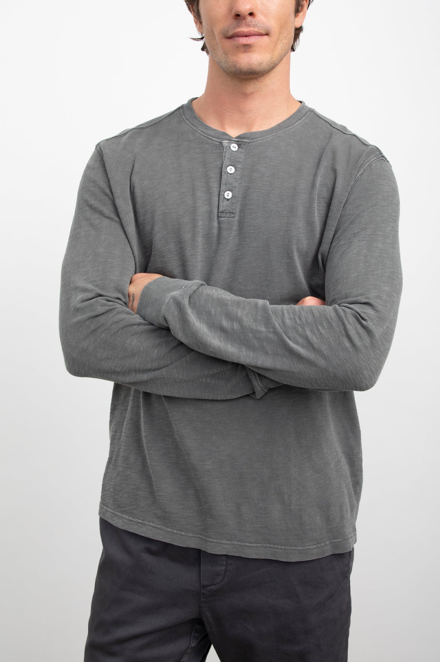 SKHI HENLEY - WASHED BLACK