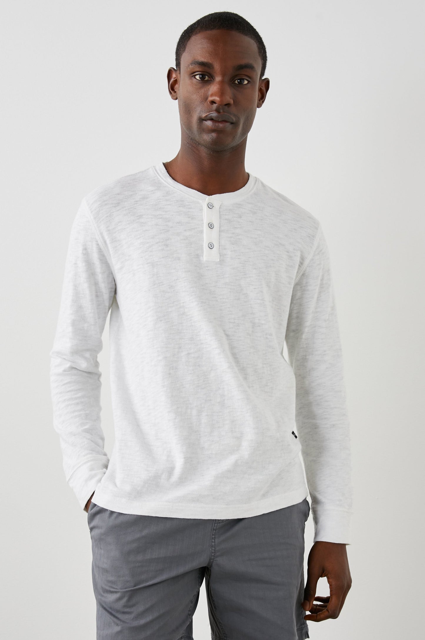 SKHI HENLEY - WHITE