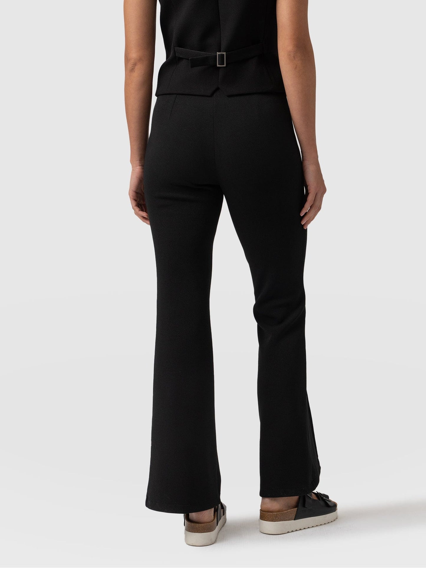 Freya Flared Pant - Black