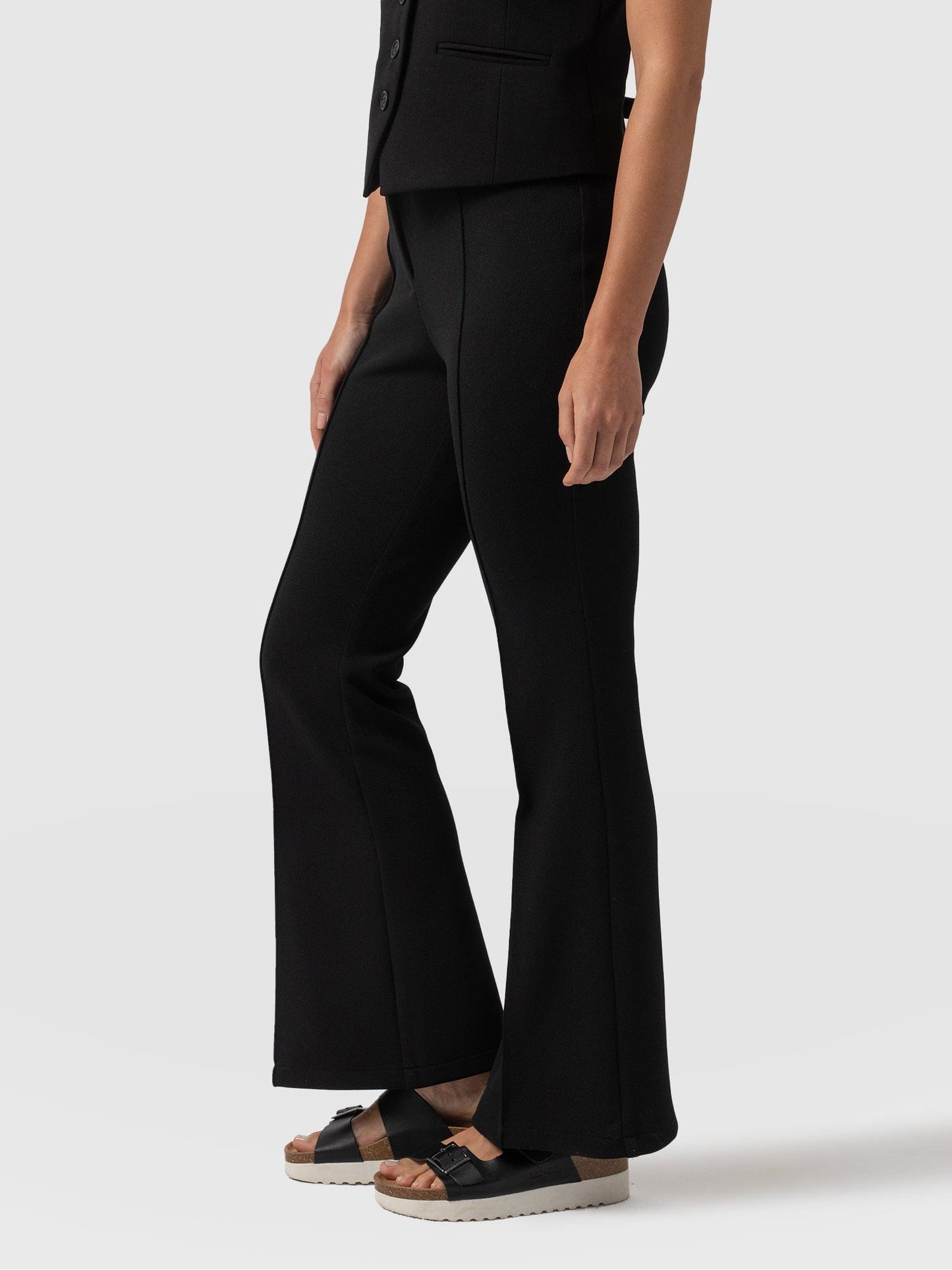 Freya Flared Pant - Black