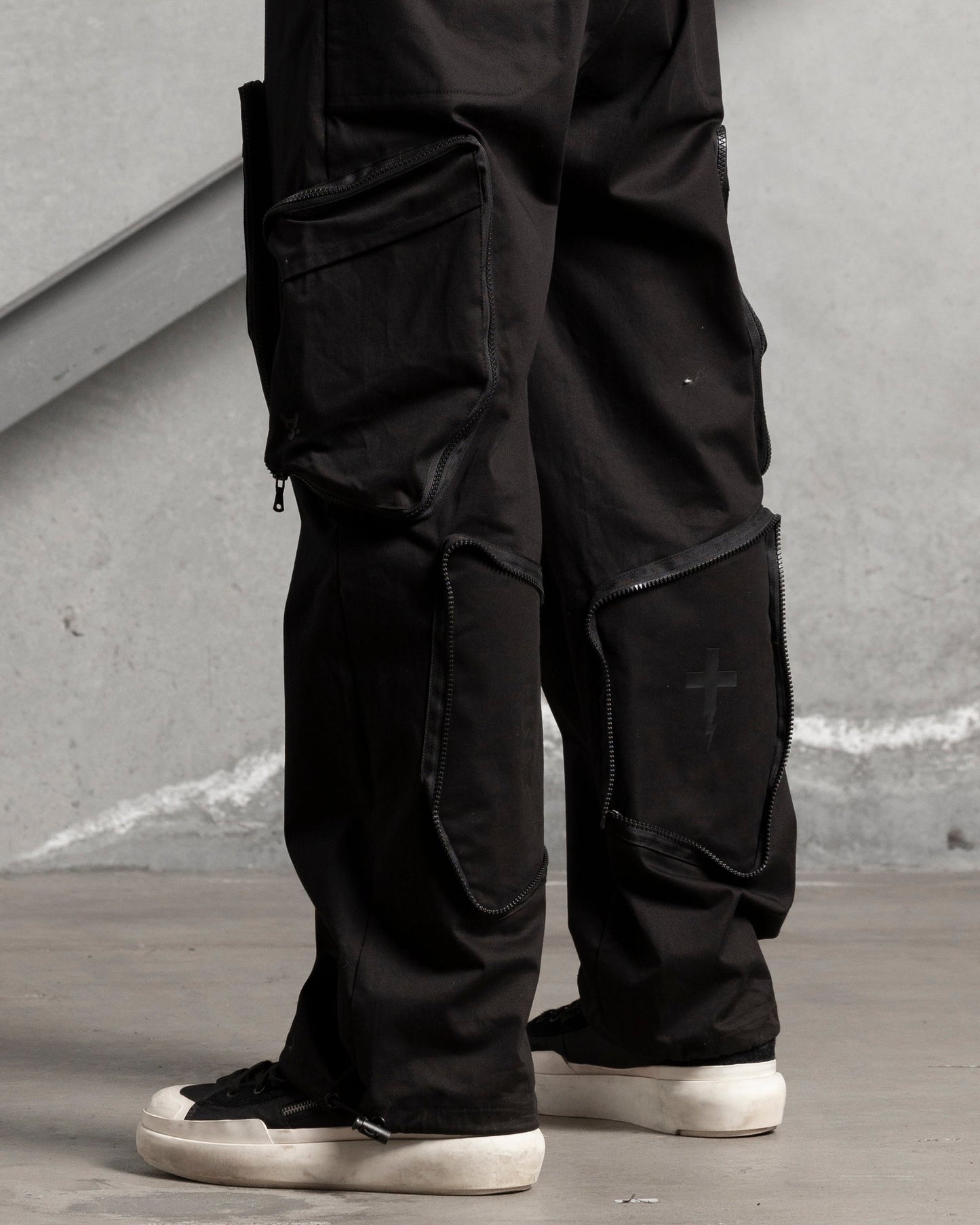 The Anti Order A400 Paradigm Cargo Pants Black