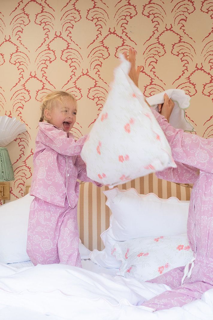 NEW Blooms Petunia Womens Pajama Set