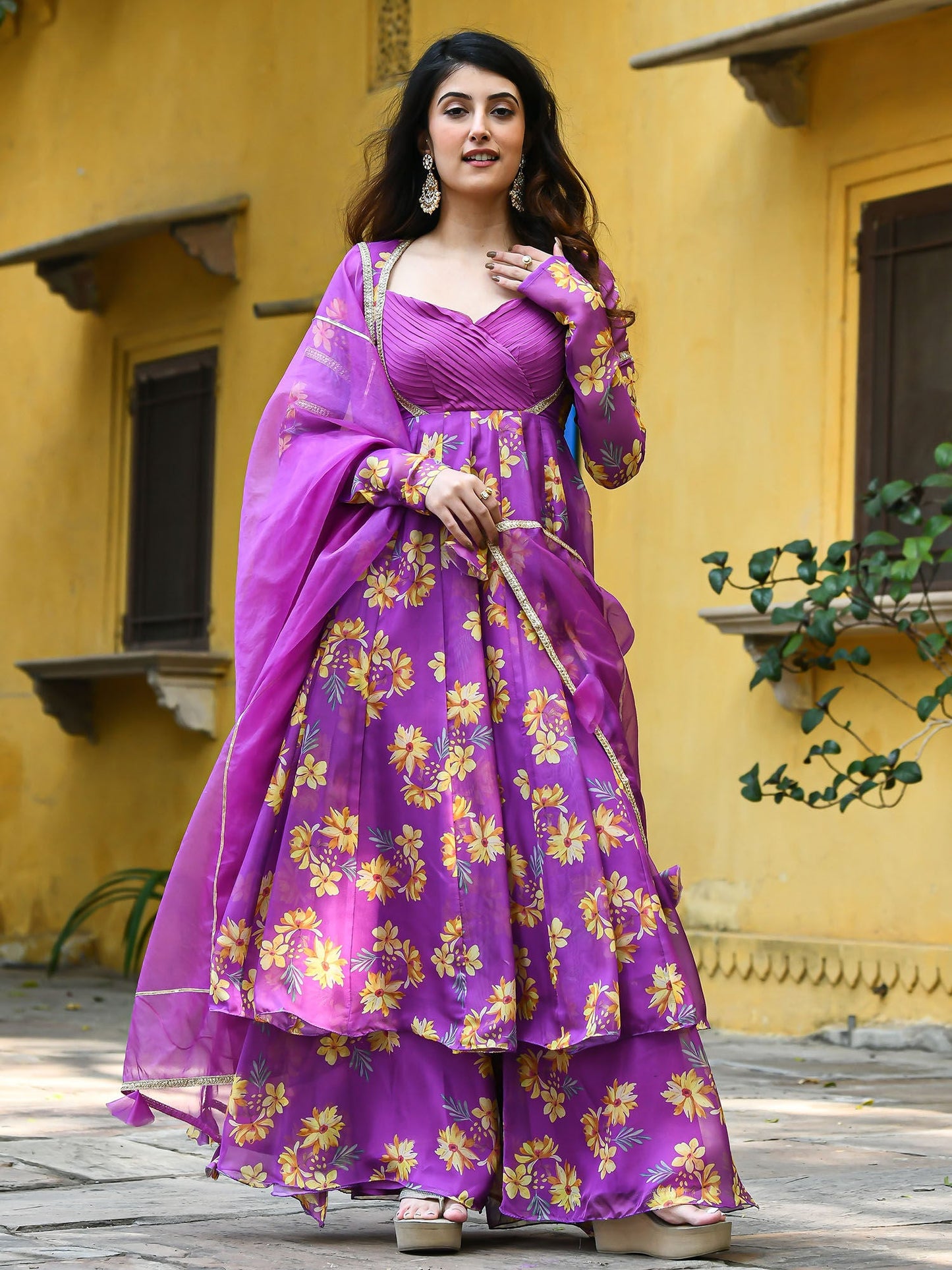 Urbanstree Dilruba Suit (Set of 3)