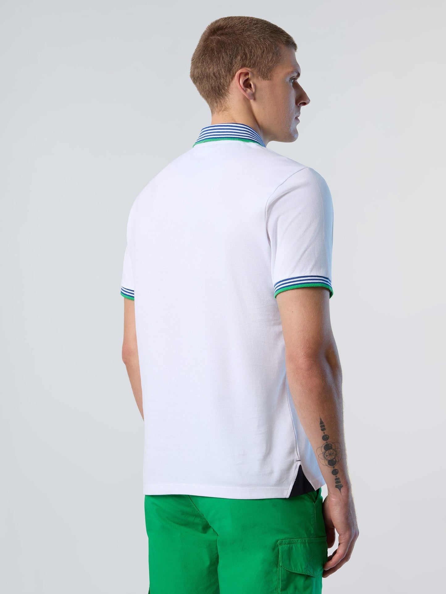 Polo shirt with striped collar