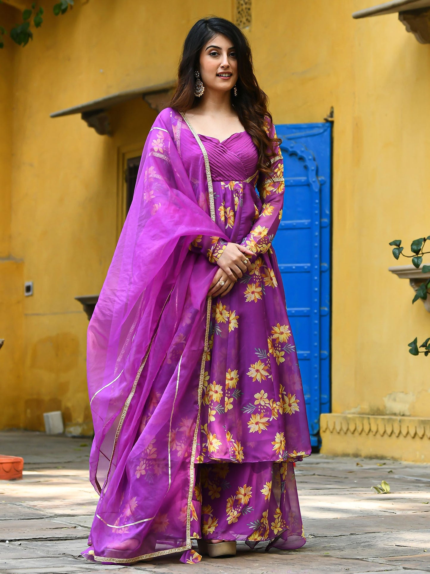 Urbanstree Dilruba Suit (Set of 3)
