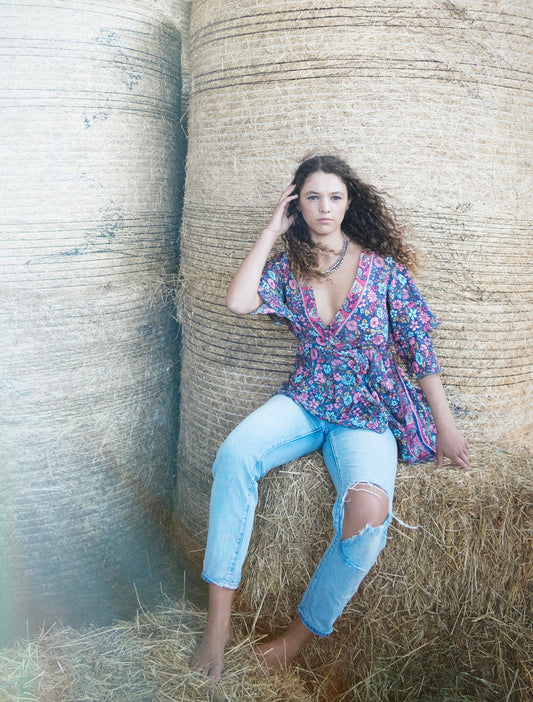 ISLE OF WILD - Lotus top navy
