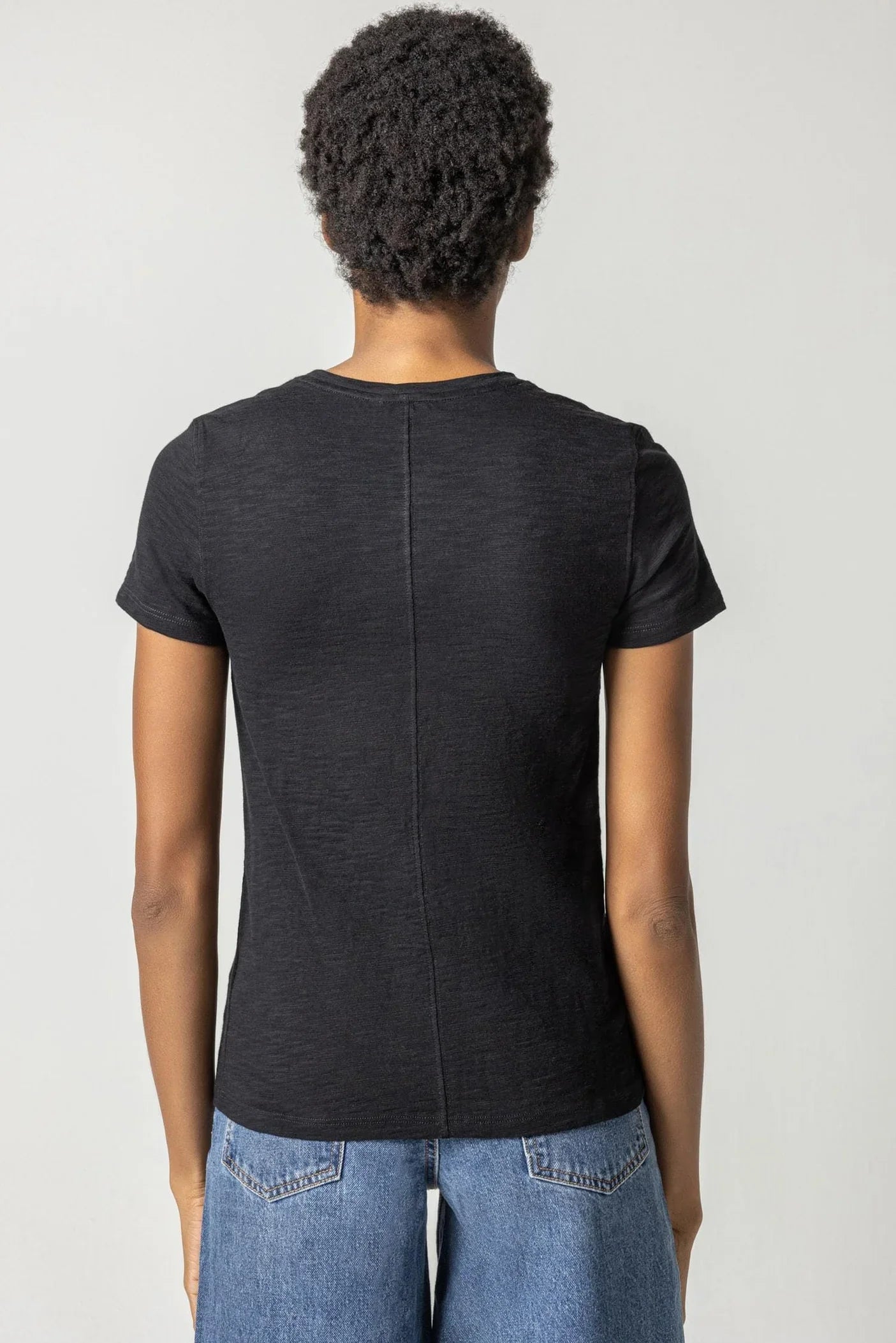 Crew Neck Back Seam Tee in Black