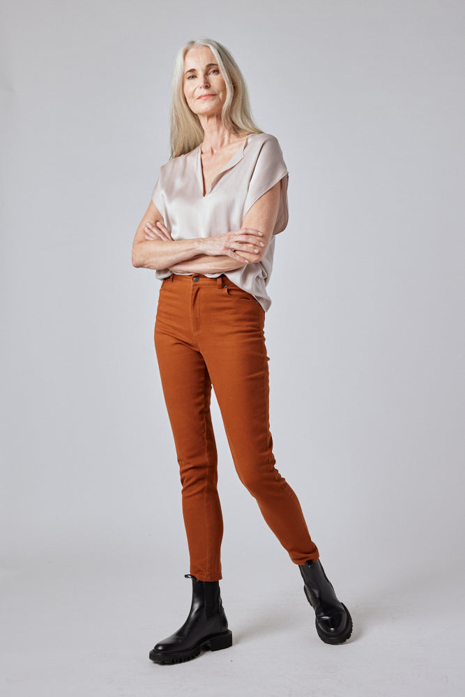 The Iconic Fitted Denim Pants