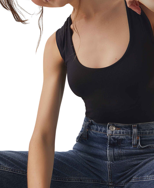 Clean Line Muscle Cami in Black