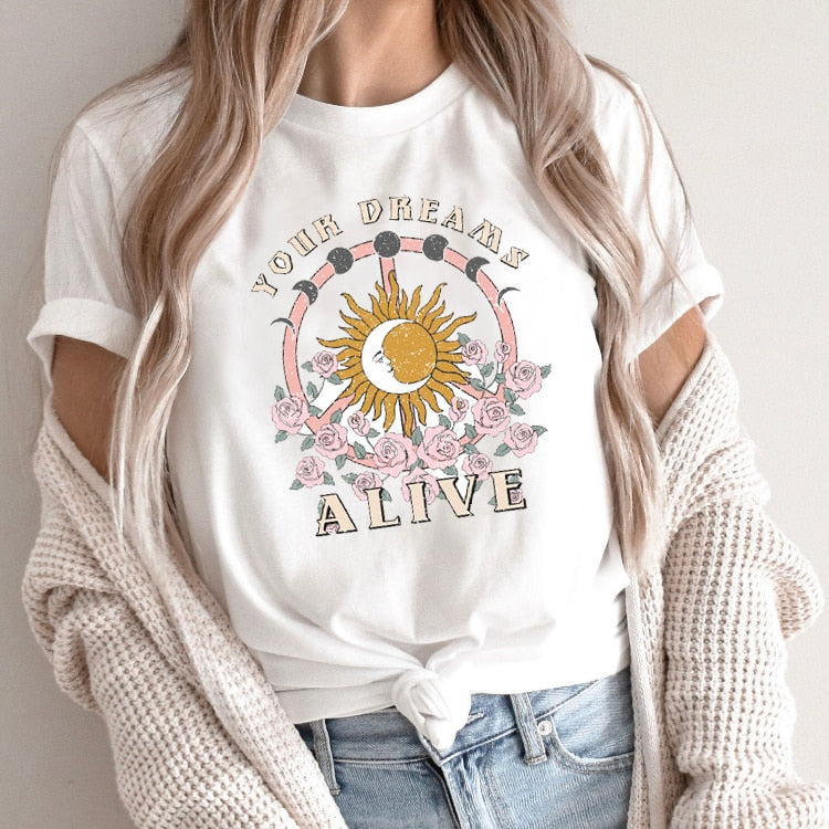 Casual Short Sleeve O Neck Graphic T-shirt - size Small
