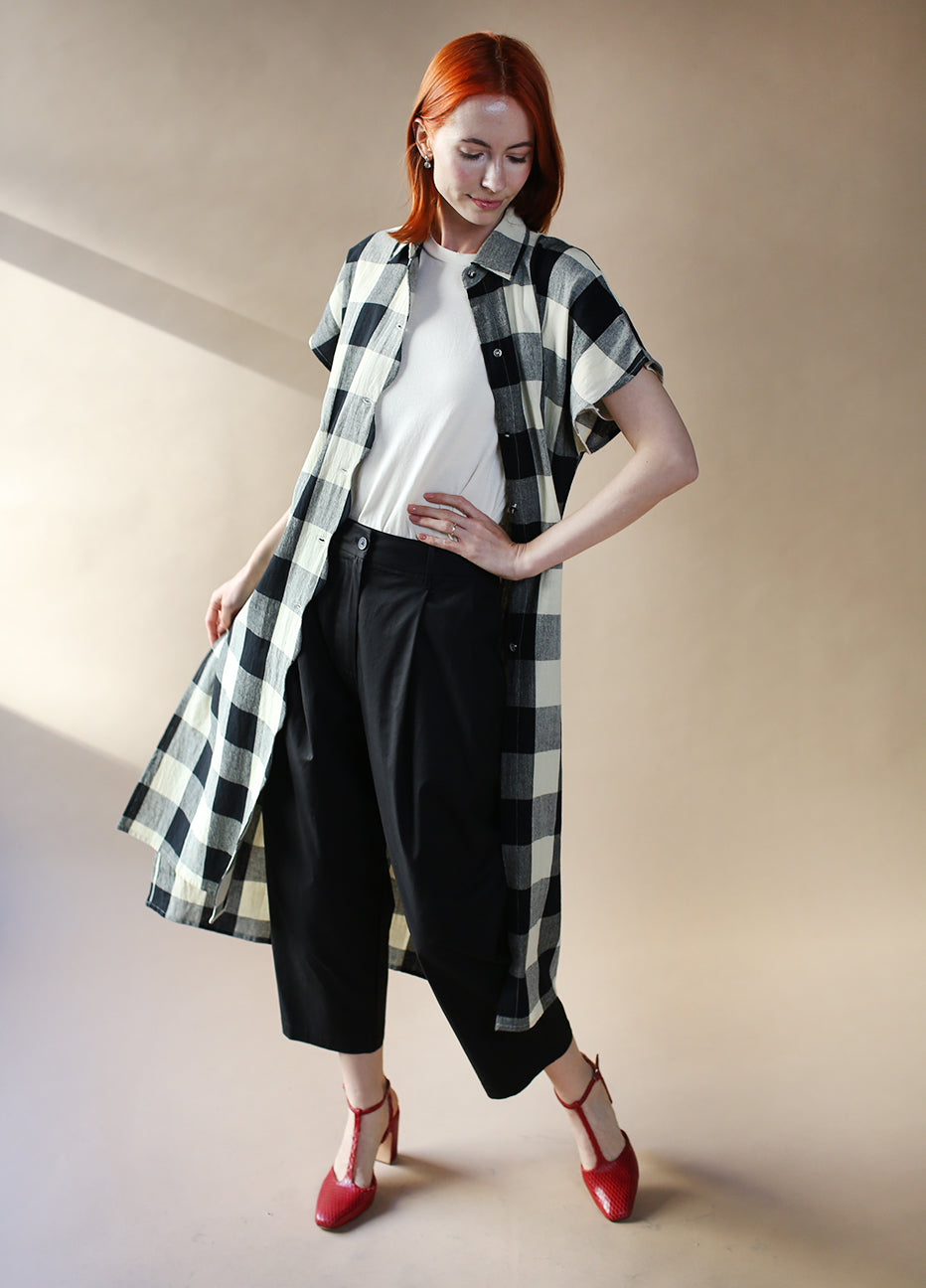 Amente Pleated Taper Pants