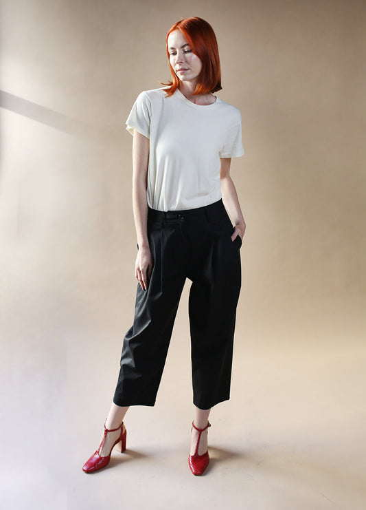 Amente Pleated Taper Pants