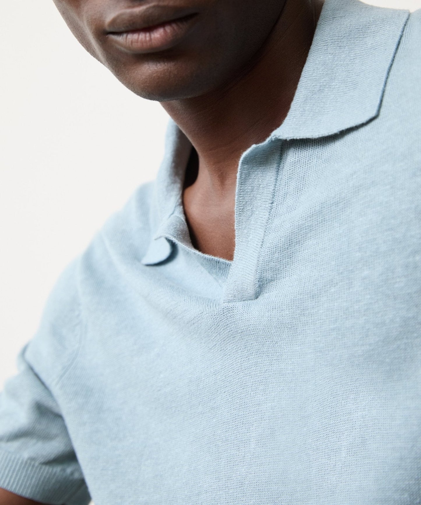 Linen Montauk Sweater Polo in Fountain Blue